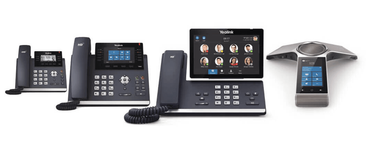 1️⃣ What Is a VoIP Phone?